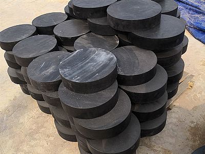 周至县板式橡胶支座由若干层橡胶片与薄钢板经加压硫化